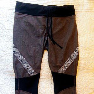 Patterned Gray Xersion Work Out Pants